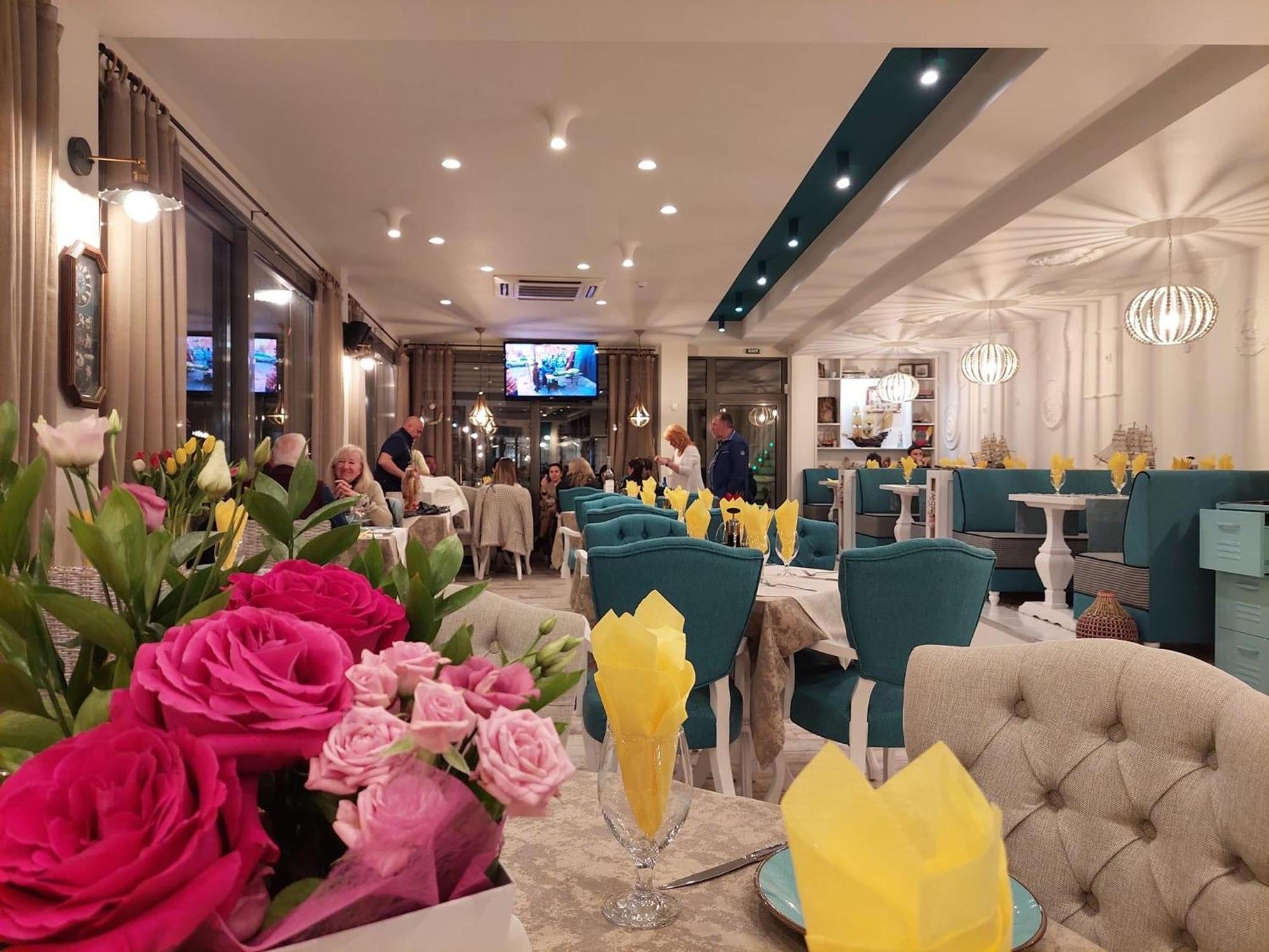 Rose Gardens Apart Hotel Pomorie Extérieur photo