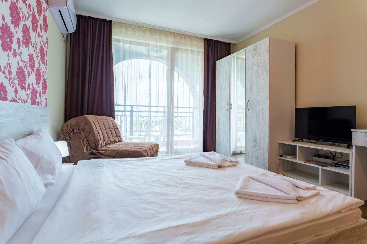 Rose Gardens Apart Hotel Pomorie Extérieur photo