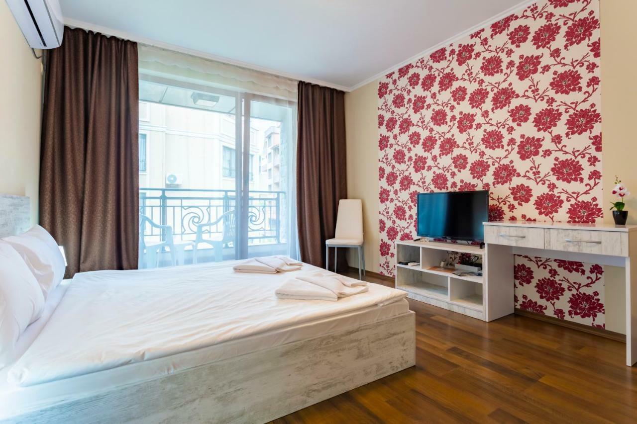 Rose Gardens Apart Hotel Pomorie Extérieur photo