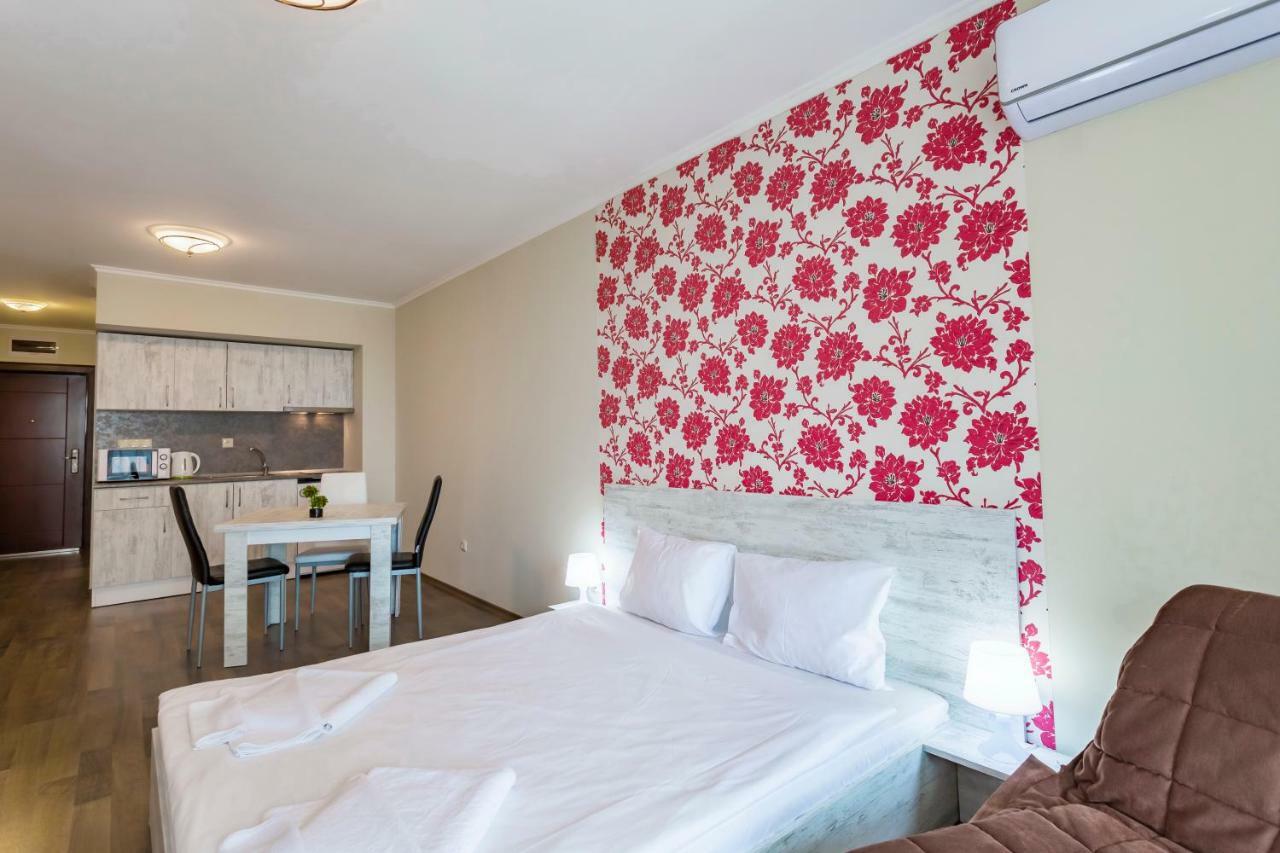 Rose Gardens Apart Hotel Pomorie Extérieur photo