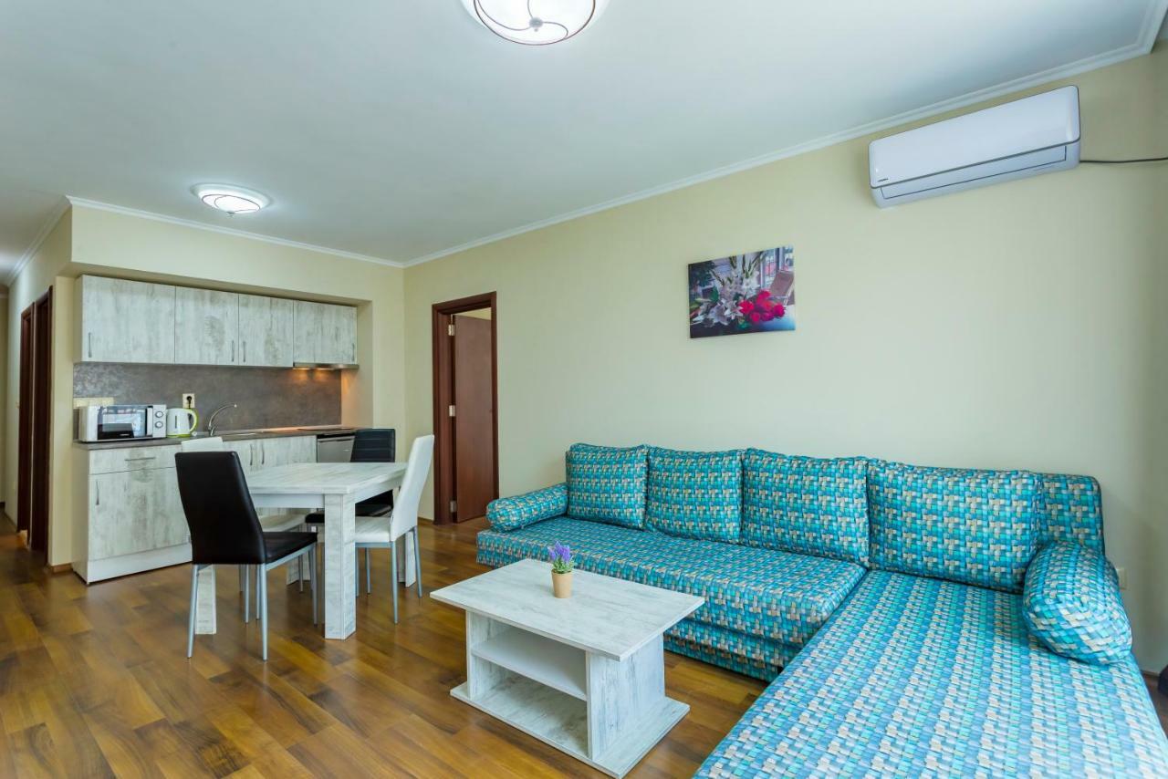 Rose Gardens Apart Hotel Pomorie Extérieur photo